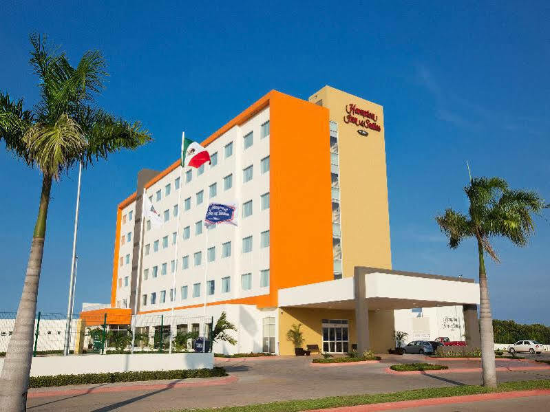 Hampton Inn & Suites By Hilton Paraíso Exterior foto
